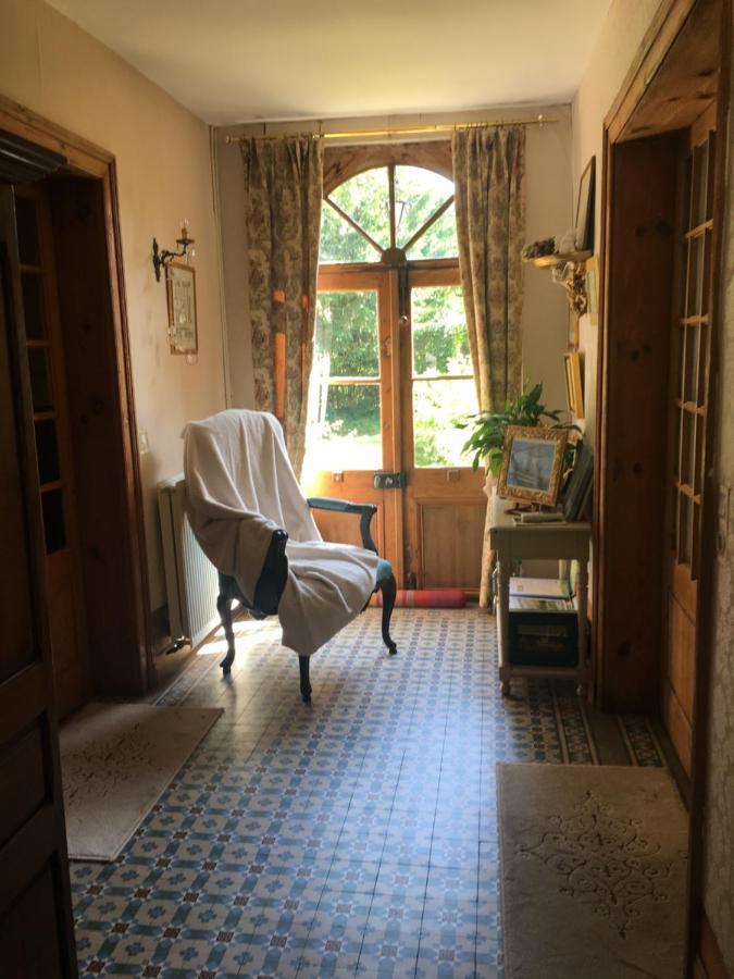 Au Charme Des Pommiers Bed & Breakfast Thiberville Bagian luar foto