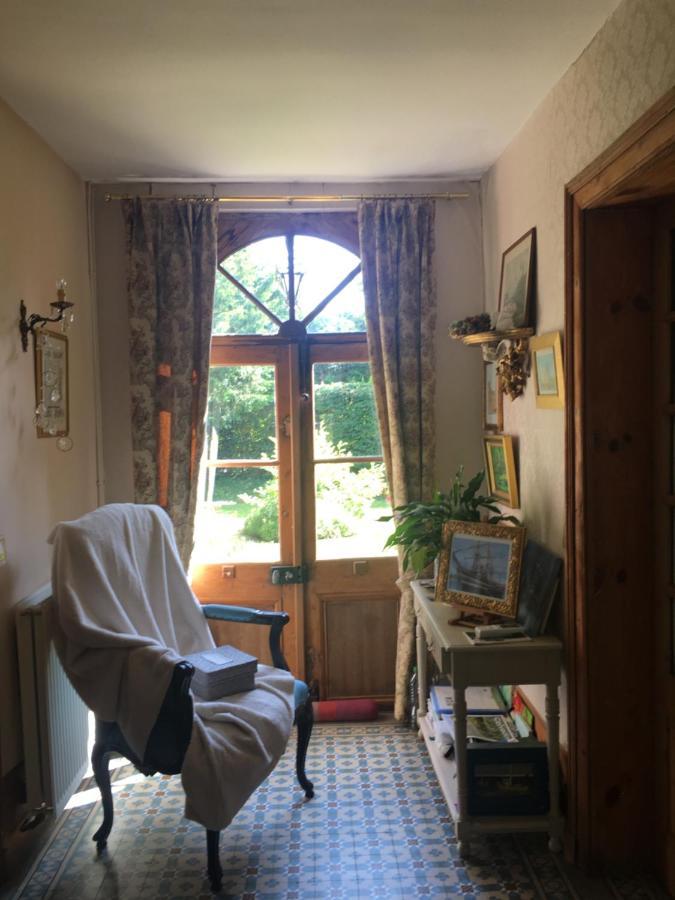 Au Charme Des Pommiers Bed & Breakfast Thiberville Bagian luar foto